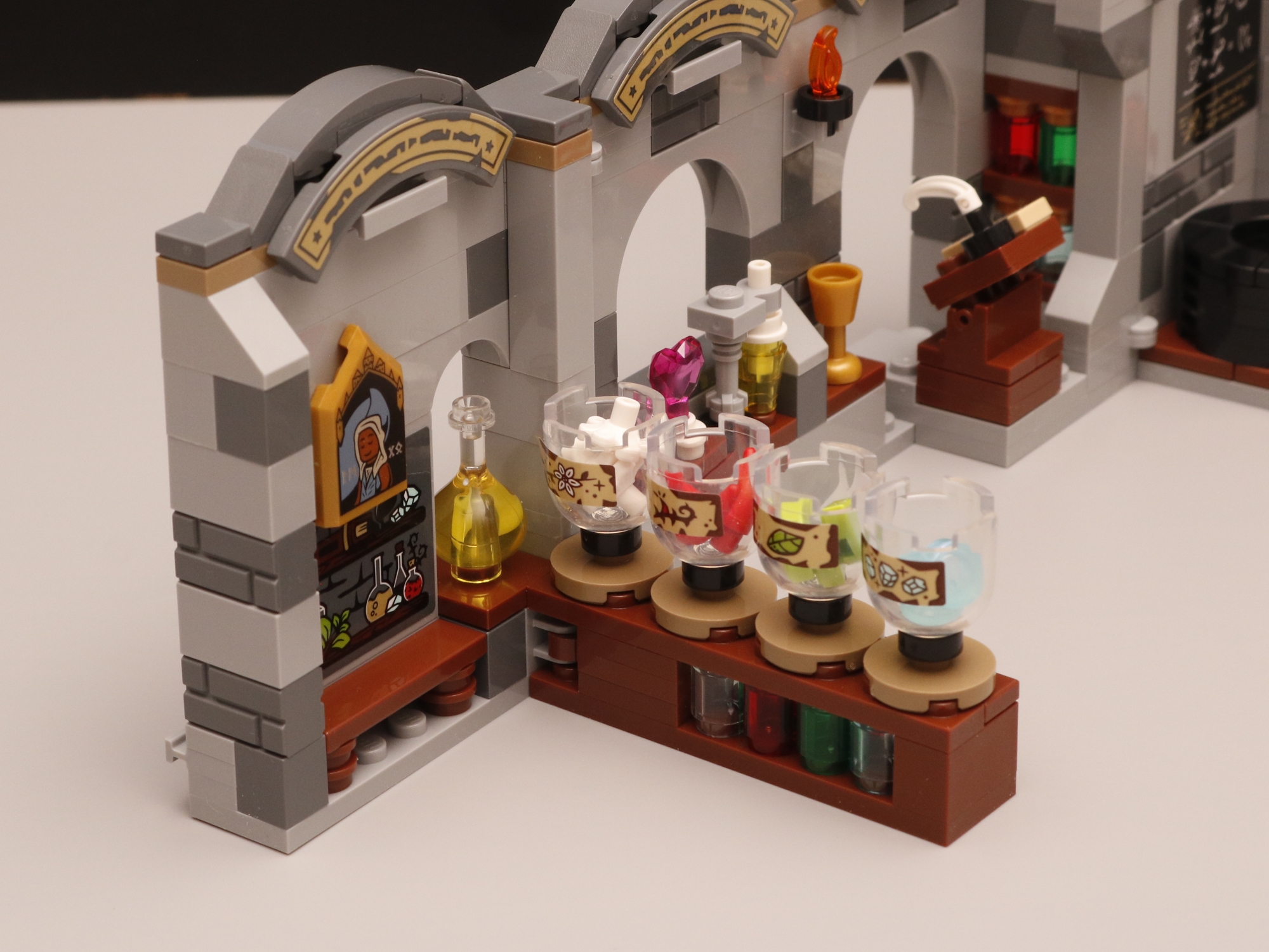 Closeup of bowls in LEGO set 76431 Hogwarts Castle: Potions Class.